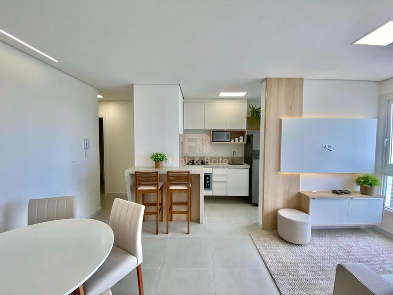 Mobiliado e decorado com  2 dormitorios: 16ª foto da galeria de imagens do imóvel