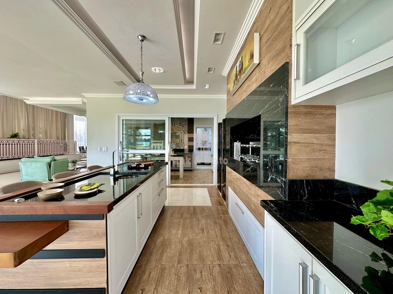 SOBRADO ESPETACULAR EM CONDOMÍNIO DE LUXO.: 11ª foto da galeria de imagens do imóvel