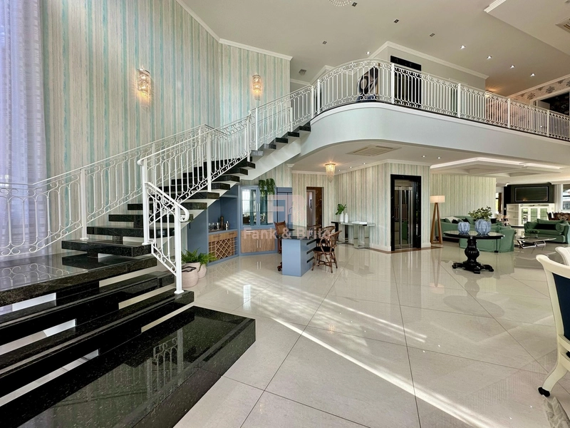 SOBRADO ESPETACULAR EM CONDOMÍNIO DE LUXO.: 6ª foto da galeria de imagens do imóvel