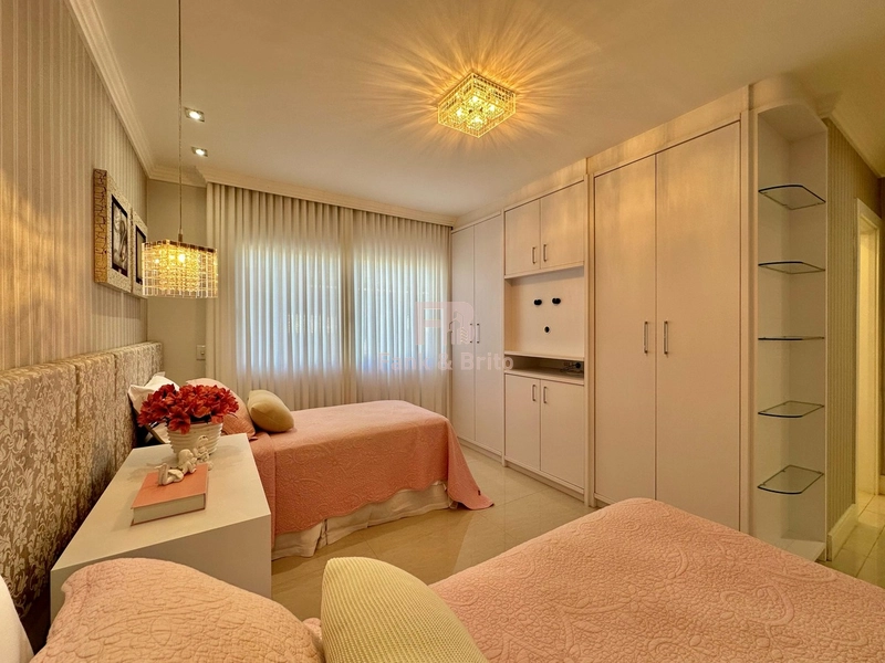 SOBRADO ESPETACULAR EM CONDOMÍNIO DE LUXO.: 24ª foto da galeria de imagens do imóvel