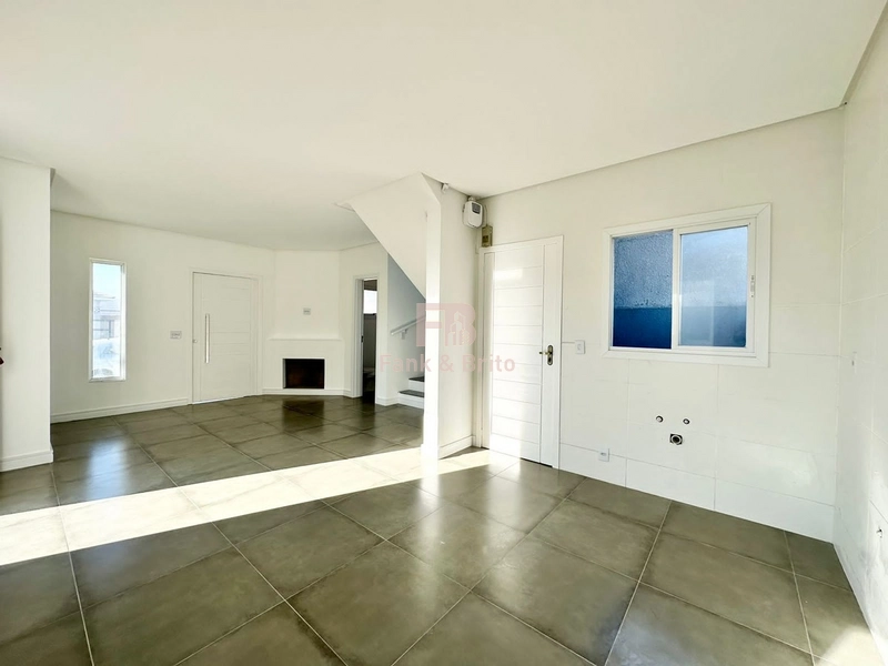 CASA A VENDA PRÓXIMO DO MAR EM CAPÃO DA CANOA: 16ª foto da galeria de imagens do imóvel