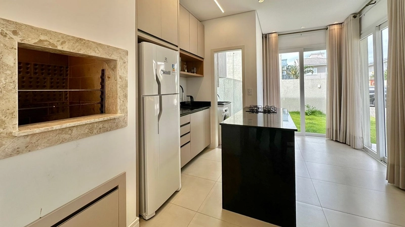 SOBRADO DE ESQUINA MOBILIADO E DECORADO.: 6ª foto da galeria de imagens do imóvel