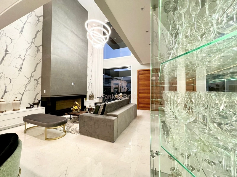 SOBRADO A VENDA DE 4 DORMITÓRIOS NO CAPÃO ILHAS RESORT: 14ª foto da galeria de imagens do imóvel