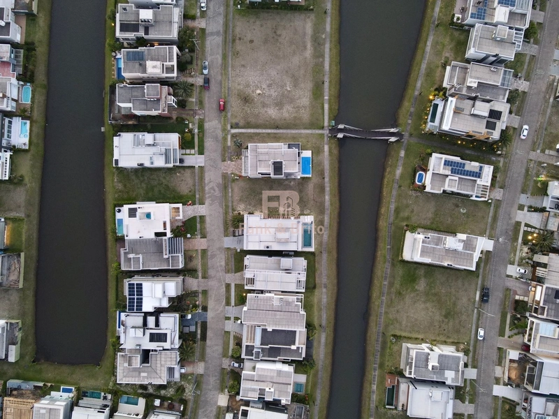 SOBRADO A VENDA DE 4 DORMITÓRIOS NO CAPÃO ILHAS RESORT: 28ª foto da galeria de imagens do imóvel