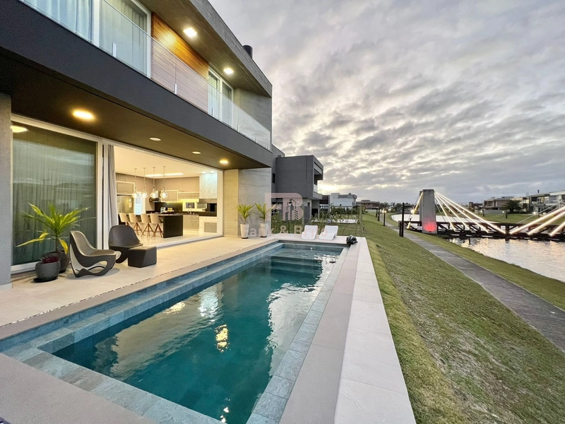 SOBRADO A VENDA DE 4 DORMITÓRIOS NO CAPÃO ILHAS RESORT: 16ª foto da galeria de imagens do imóvel