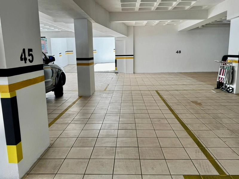 VENDE APARTAMENTO FINAMENTE MOBILIADO E DECORADO EM ZONA NOBRE: 20ª foto da galeria de imagens do imóvel