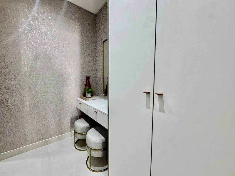VENDE APARTAMENTO FINAMENTE MOBILIADO E DECORADO EM ZONA NOBRE: 19ª foto da galeria de imagens do imóvel
