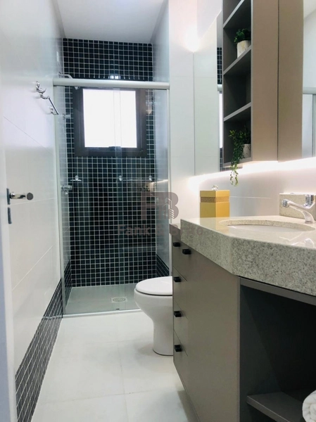 VENDE APARTAMENTO FINAMENTE MOBILIADO E DECORADO EM ZONA NOBRE: 13ª foto da galeria de imagens do imóvel