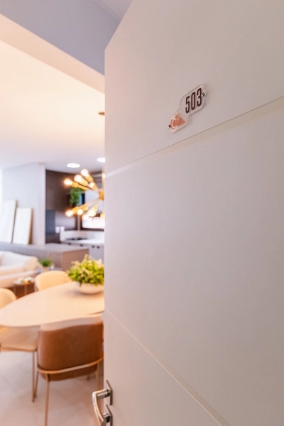 VENDE APARTAMENTO FINAMENTE MOBILIADO E DECORADO EM ZONA NOBRE: 13ª foto da galeria de imagens do imóvel