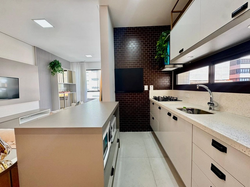VENDE APARTAMENTO FINAMENTE MOBILIADO E DECORADO EM ZONA NOBRE: 10ª foto da galeria de imagens do imóvel