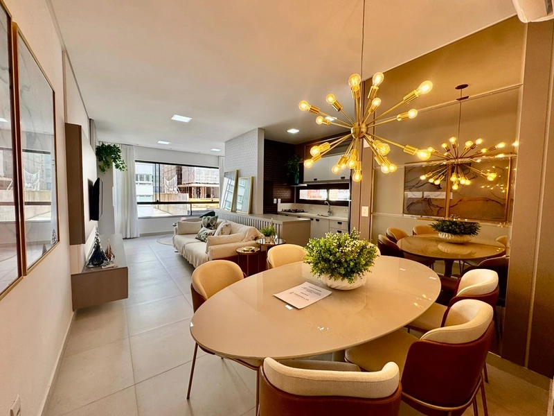 VENDE APARTAMENTO FINAMENTE MOBILIADO E DECORADO EM ZONA NOBRE: 1ª foto da galeria de imagens do imóvel