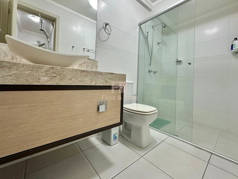 Apartamento Amplo de 3 Dormitórios com Vista para a Praça: 18ª foto da galeria de imagens do imóvel