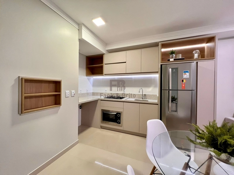 VENDE APARTAMENTO DUAS QUADRAS DO MAR AOS PÉS DA AVENIDA UBIRAJARA: 6ª foto da galeria de imagens do imóvel