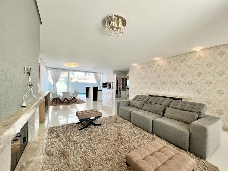 Casa com 5 dormitórios à venda no condomínio Condado de Capão: 3ª foto da galeria de imagens do imóvel