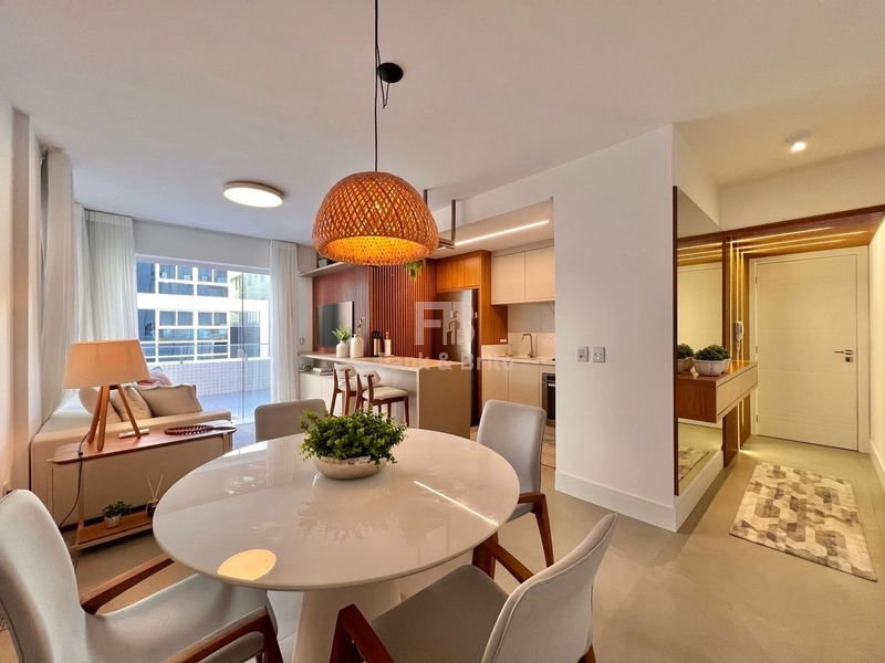 Mobiliado e decorado com terraço.: 7ª foto da galeria de imagens do imóvel