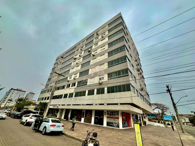 APARTAMENTO  DE 3 DORMITÓRIOS Á VENDA, FRENTE PARA AVENIDA ARBORIZADA!: 9ª foto da galeria de imagens do imóvel