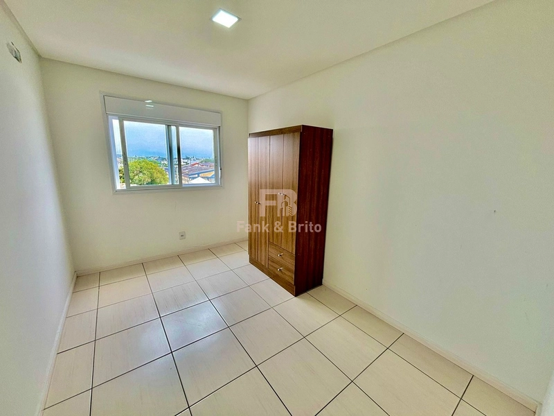 APARTAMENTO  DE 3 DORMITÓRIOS Á VENDA, FRENTE PARA AVENIDA ARBORIZADA!: 7ª foto da galeria de imagens do imóvel