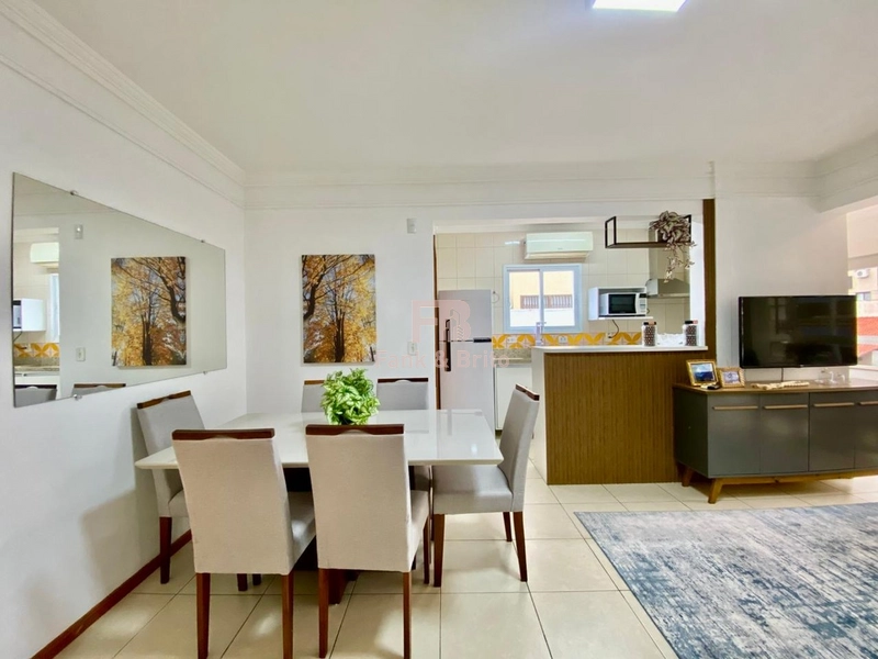 SACADÃO DE FRENTE: 10ª foto da galeria de imagens do imóvel