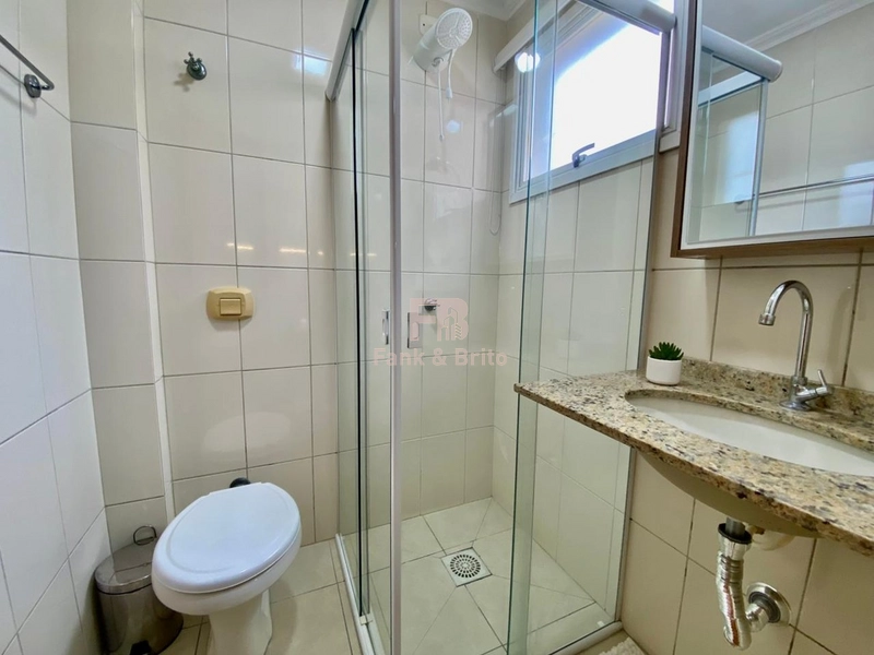 SACADÃO DE FRENTE: 15ª foto da galeria de imagens do imóvel