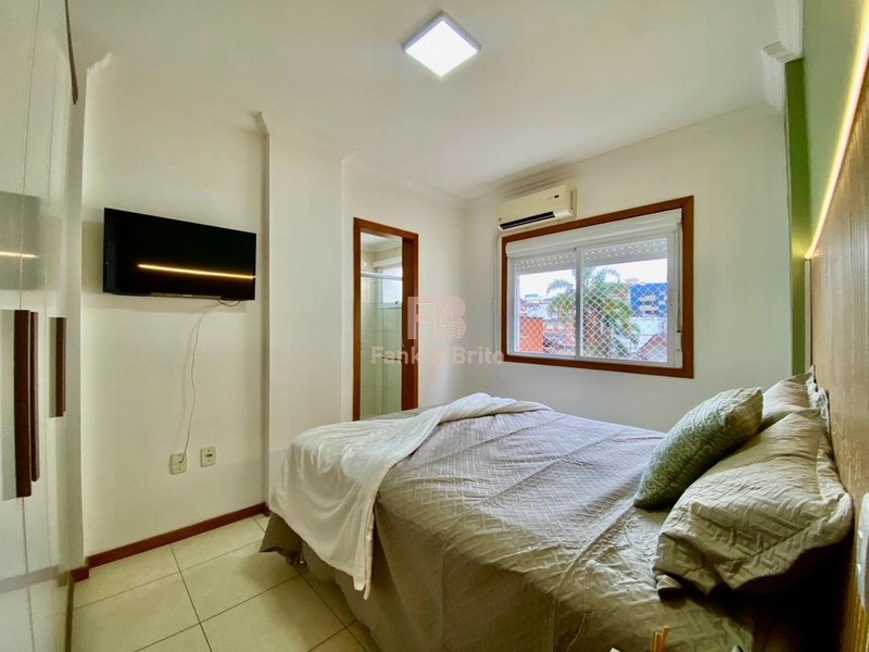 SACADÃO DE FRENTE: 18ª foto da galeria de imagens do imóvel