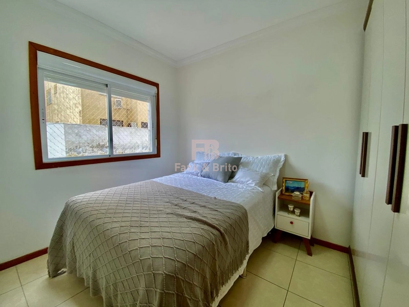 SACADÃO DE FRENTE: 17ª foto da galeria de imagens do imóvel