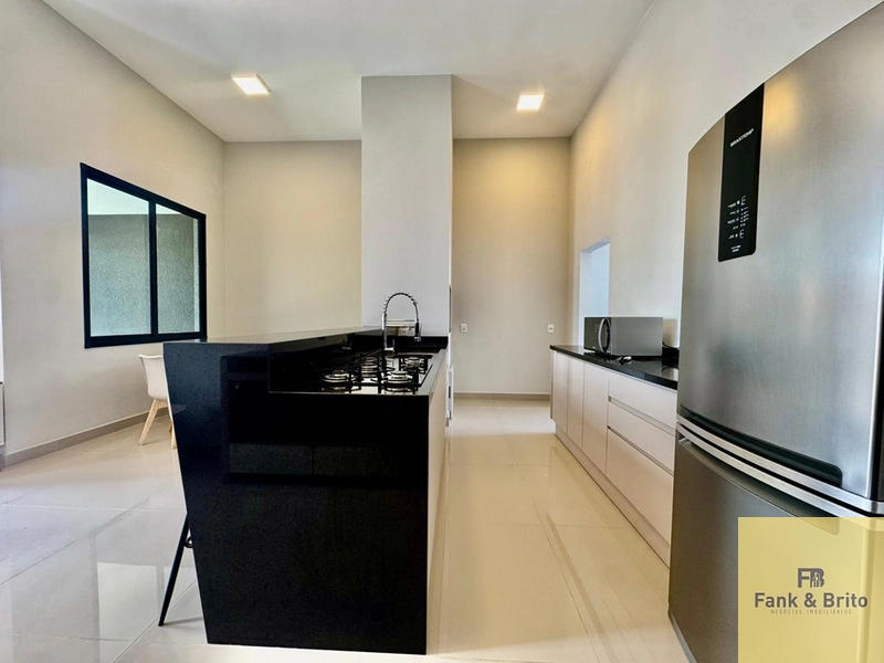  CASA À VENDA – ÓTIMA LOCALIZAÇÃO E EXCELENTE ORIENTAÇÃO SOLAR: 13ª foto da galeria de imagens do imóvel