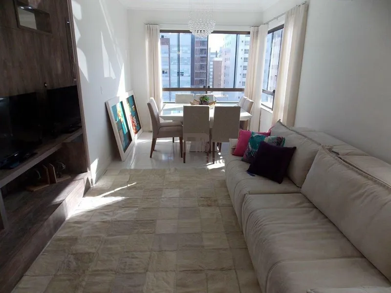 FRENTE PARA PRAÇA ARBORIZADA, FINAMENTE DECORADO!: 5ª foto da galeria de imagens do imóvel