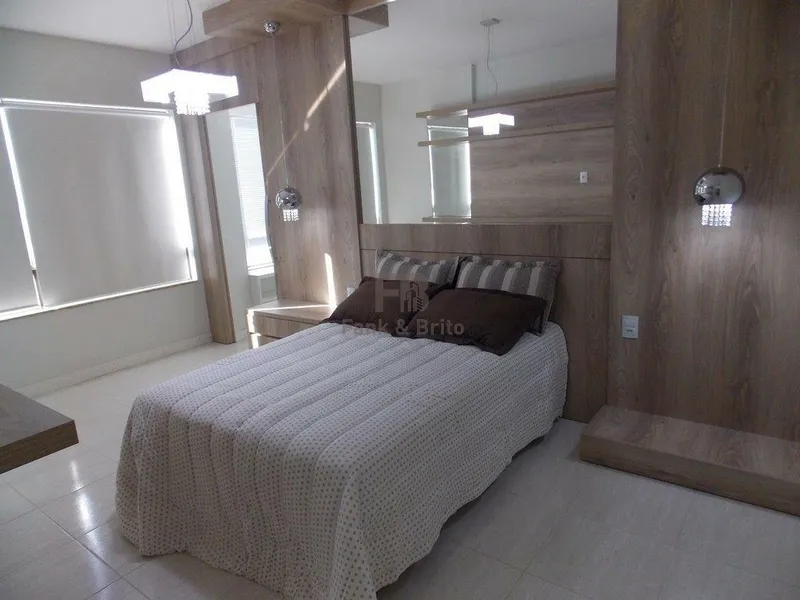 FRENTE PARA PRAÇA ARBORIZADA, FINAMENTE DECORADO!: 11ª foto da galeria de imagens do imóvel