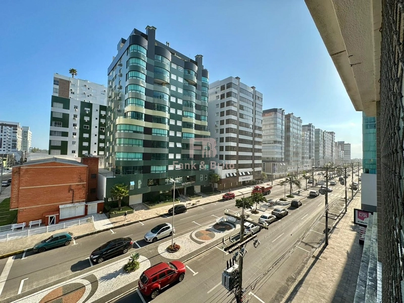 RARIDADE Á VENDA NA AVENIDA MAIS PROCURADA DE CAPÃO: 18ª foto da galeria de imagens do imóvel