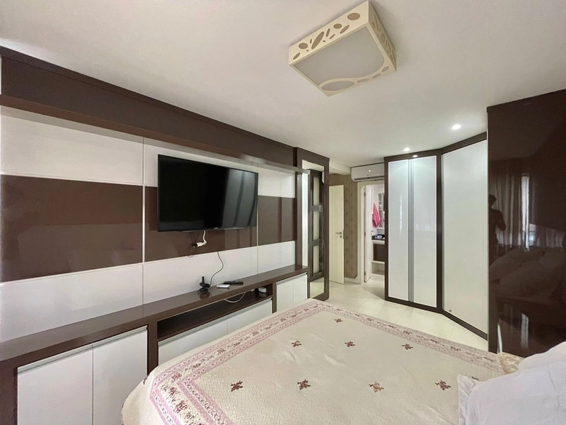 RARIDADE- AMPLO APARTEMENTO DE 3 DORMITÓRIOS.: 4ª foto da galeria de imagens do imóvel