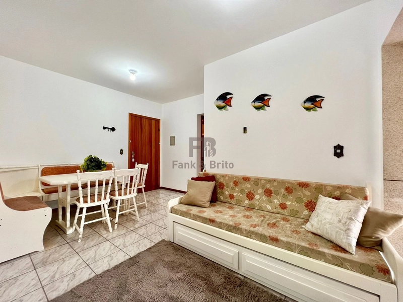 APARTAMENTO DOIS DORMITÓRIOS NO CENTRO: 1ª foto da galeria de imagens do imóvel