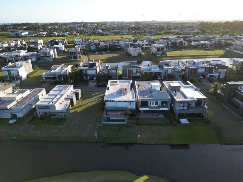 CASA A VENDA CONDOMINIO CAPÃO ILHAS RESORT: 4ª foto da galeria de imagens do imóvel