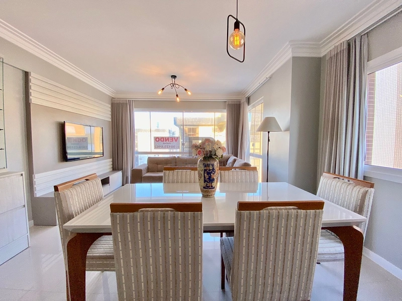 Encantador apartamento próximo ao mar , no bairro navegantes!: 2ª foto da galeria de imagens do imóvel