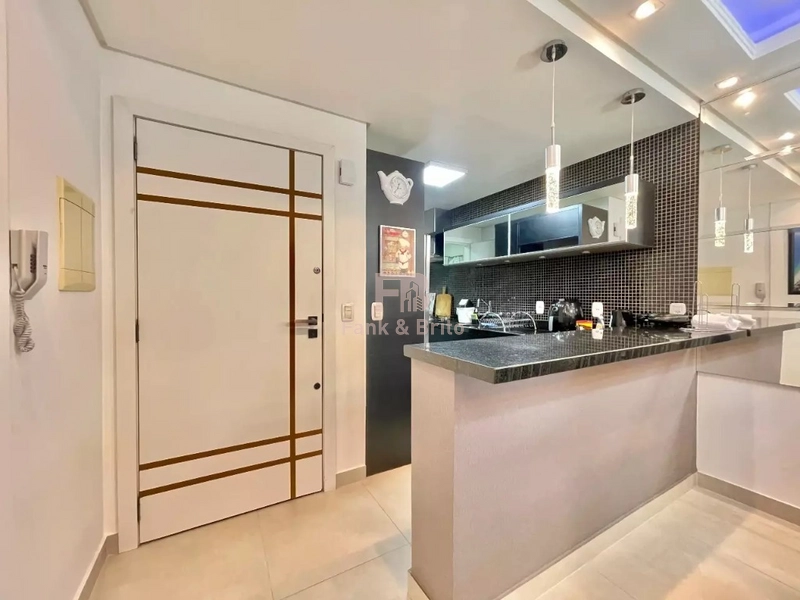 NO BAIRRO MAIS DESEJADO DA PRAIA A POUCOS PASSOS DO MAR!: 10ª foto da galeria de imagens do imóvel