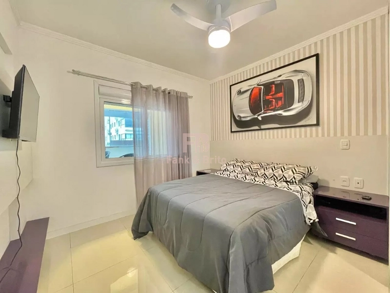 NO BAIRRO MAIS DESEJADO DA PRAIA A POUCOS PASSOS DO MAR!: 13ª foto da galeria de imagens do imóvel