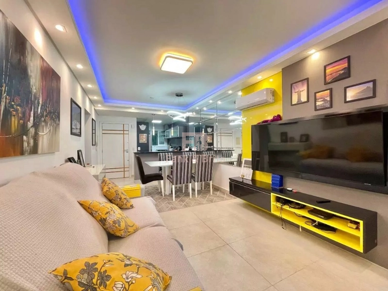 NO BAIRRO MAIS DESEJADO DA PRAIA A POUCOS PASSOS DO MAR!: 6ª foto da galeria de imagens do imóvel