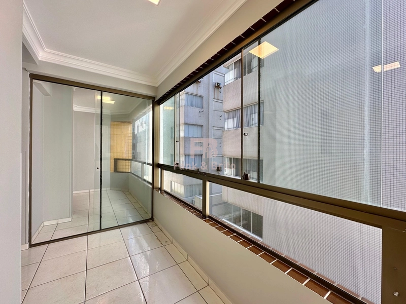 APARTAMENTO DOIS DORMITÓRIOS NO CENTRO: 10ª foto da galeria de imagens do imóvel