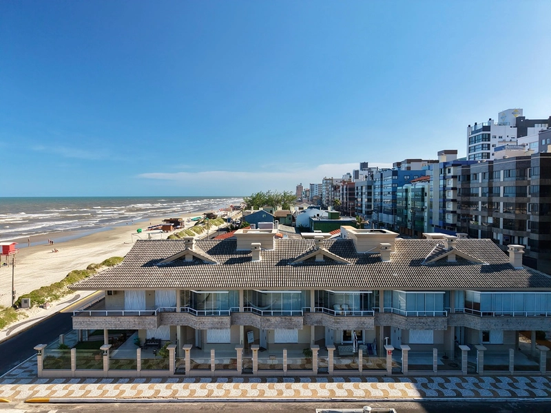 SOBRADO EXCLUSIVO DE FRENTE A PRAÇA AVEZON COM VISTA ETERNA PARA OMAR.: 3ª foto da galeria de imagens do imóvel