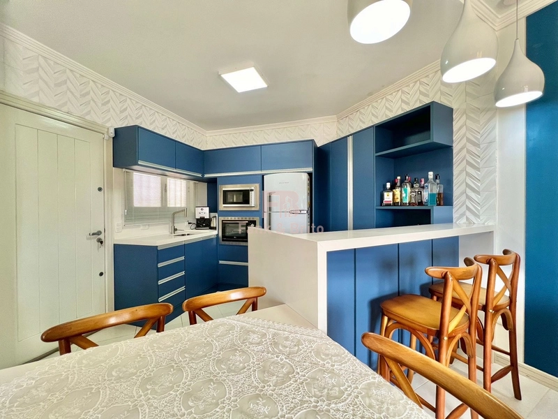 SOBRADO EXCLUSIVO DE FRENTE A PRAÇA AVEZON COM VISTA ETERNA PARA OMAR.: 11ª foto da galeria de imagens do imóvel