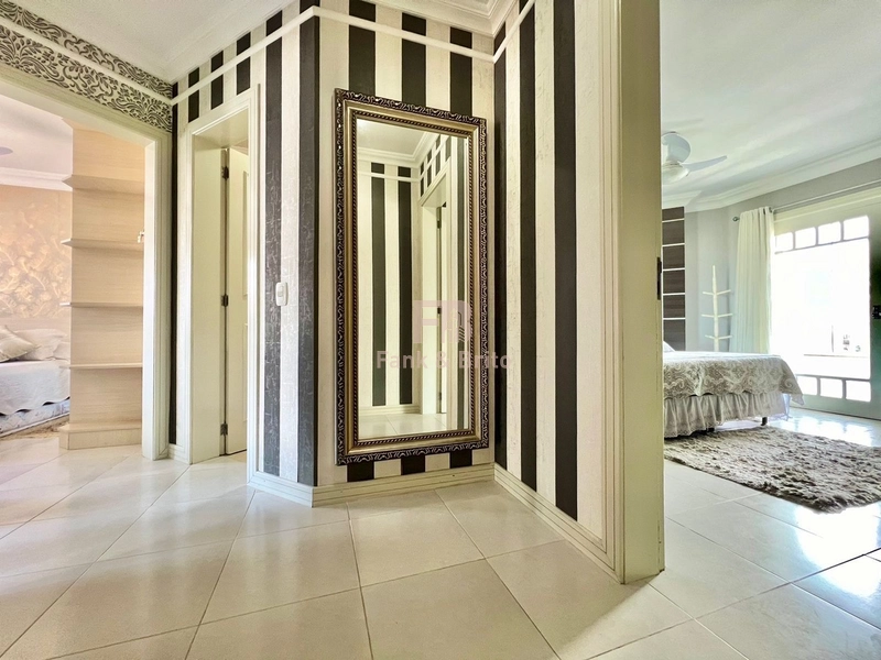 SOBRADO EXCLUSIVO DE FRENTE A PRAÇA AVEZON COM VISTA ETERNA PARA OMAR.: 14ª foto da galeria de imagens do imóvel