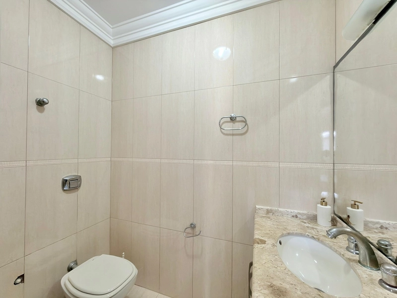 SOBRADO EXCLUSIVO DE FRENTE A PRAÇA AVEZON COM VISTA ETERNA PARA OMAR.: 21ª foto da galeria de imagens do imóvel