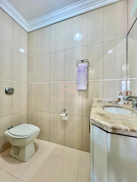 SOBRADO EXCLUSIVO DE FRENTE A PRAÇA AVEZON COM VISTA ETERNA PARA OMAR.: 24ª foto da galeria de imagens do imóvel