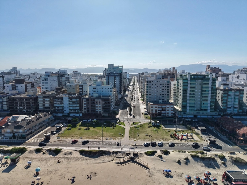 SOBRADO EXCLUSIVO DE FRENTE A PRAÇA AVEZON COM VISTA ETERNA PARA OMAR.: 35ª foto da galeria de imagens do imóvel