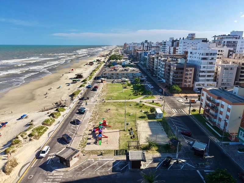 SOBRADO EXCLUSIVO DE FRENTE A PRAÇA AVEZON COM VISTA ETERNA PARA OMAR.: 32ª foto da galeria de imagens do imóvel