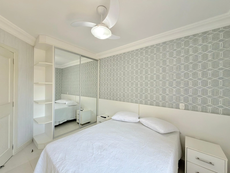 SOBRADO EXCLUSIVO DE FRENTE A PRAÇA AVEZON COM VISTA ETERNA PARA OMAR.: 23ª foto da galeria de imagens do imóvel