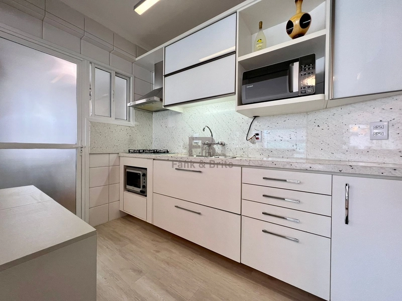 VENDO APARTAMENTO COM VISTA PARA O MAR NA AVENIDA UBIRAJARA: 12ª foto da galeria de imagens do imóvel