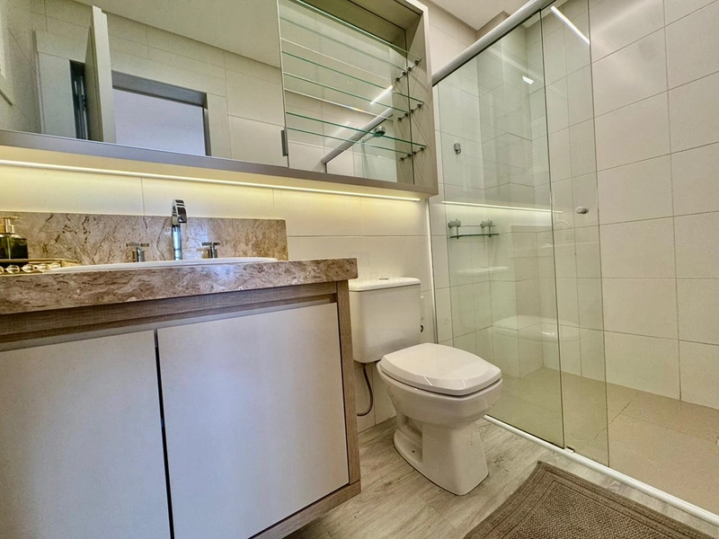 APARTAMENTO FINAMENTE MOBILIADO, DECORADO E COM UM TERRAÇO INCRÍVEL! : 33ª foto da galeria de imagens do imóvel