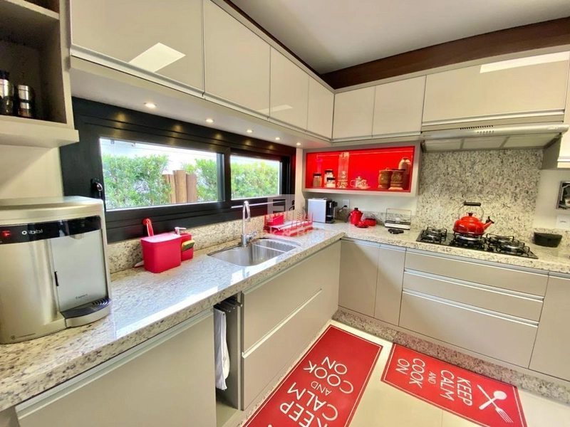 FINO SOBRADO DECORADO, PRAIA PARTICULAR, PRINCIPAL ACESSO DE CAPÃO!!!: 15ª foto da galeria de imagens do imóvel