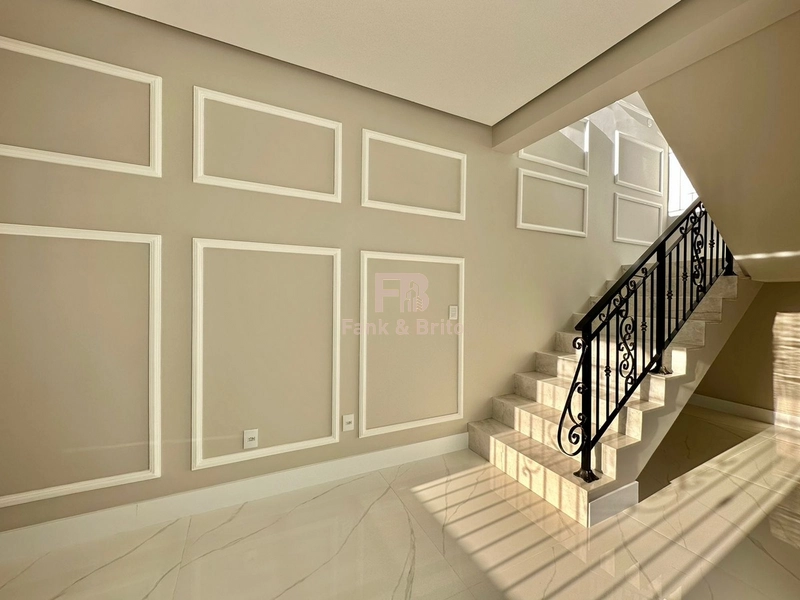 MANSÃO NEOCLÁSSICA  À VENDA EM XANGRI-LA RS: 6ª foto da galeria de imagens do imóvel