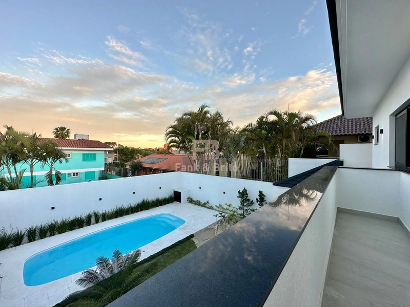 MANSÃO NEOCLÁSSICA  À VENDA EM XANGRI-LA RS: 20ª foto da galeria de imagens do imóvel